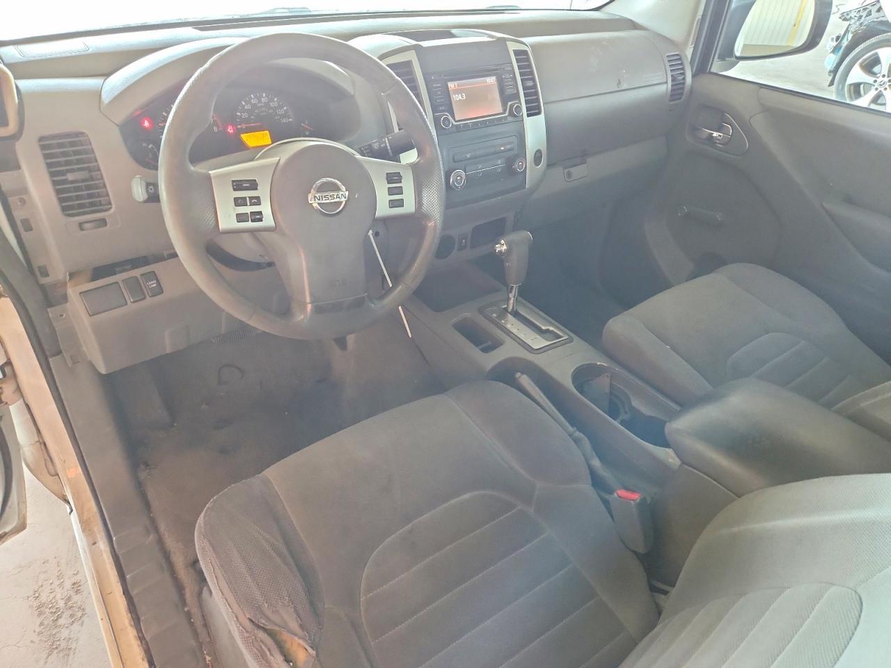2017 Nissan Frontier s