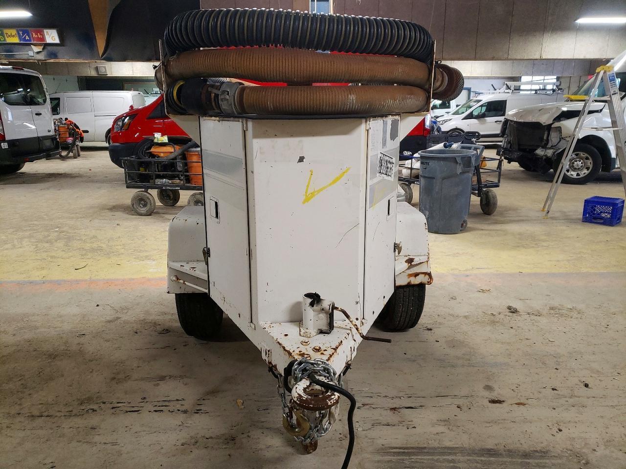 1975 Urwi 1975 Pump Trailer