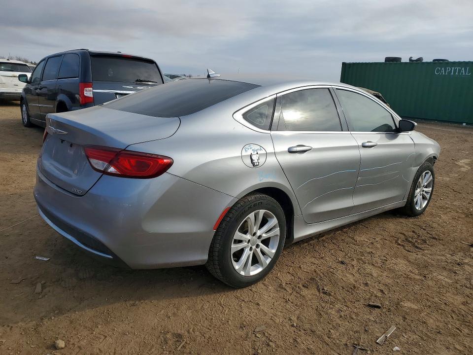 2017 Chrysler 200 Limited