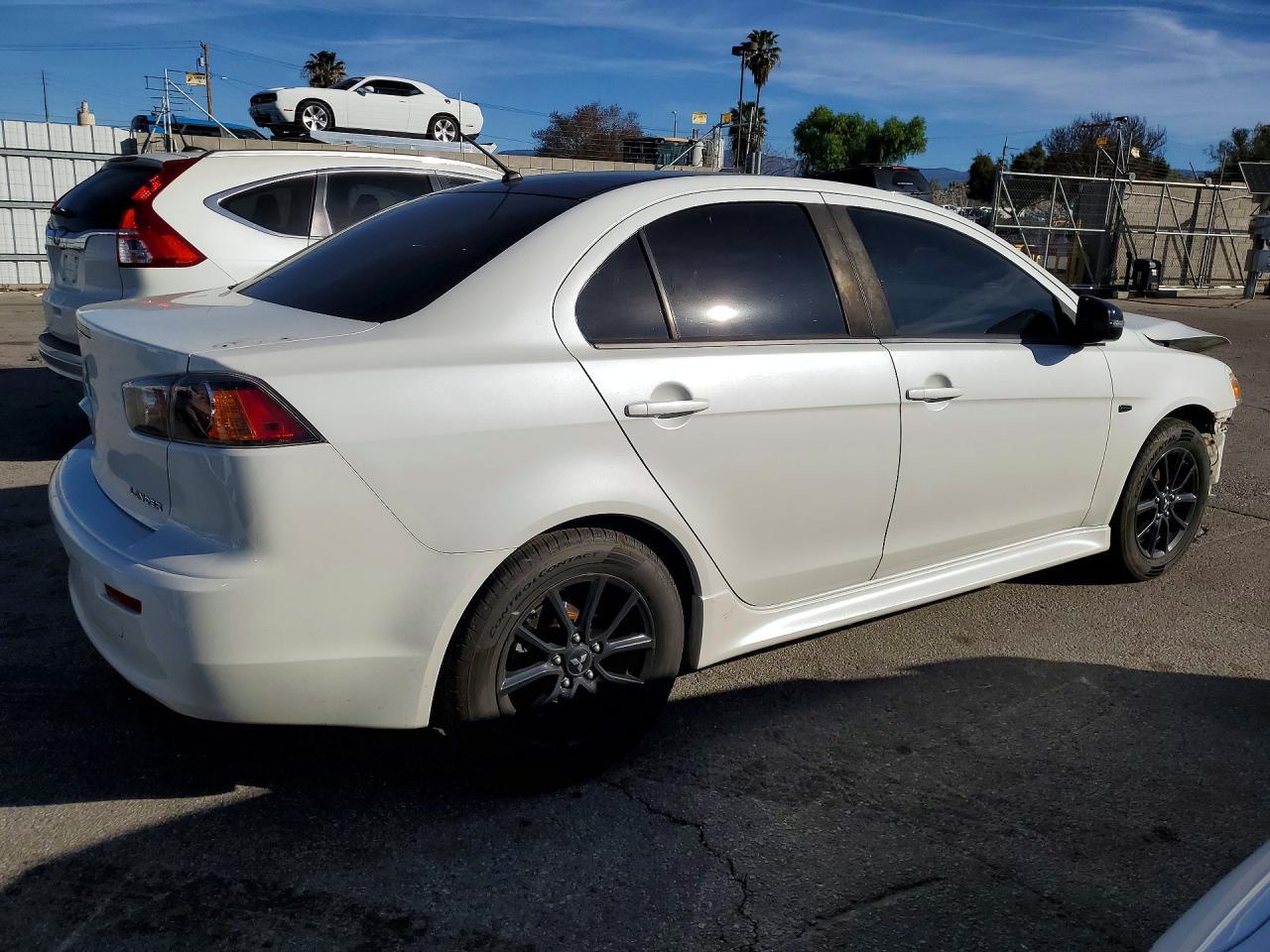 2017 Mitsubishi Lancer es