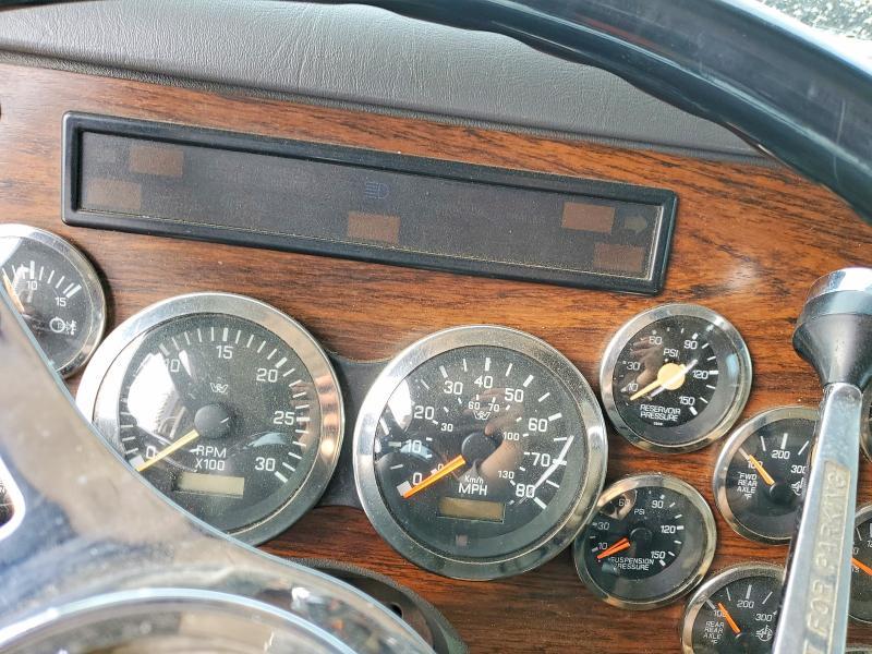 1999 Western Star 4900E Semi Truck