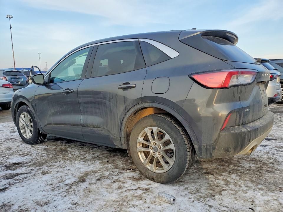 2020 Ford Escape se