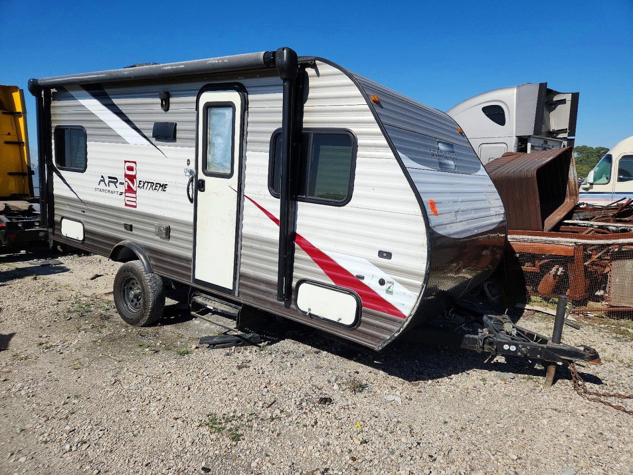 2016 Starcraft Camper
