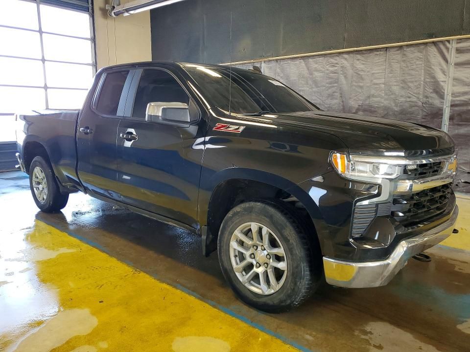 2022 Chevrolet Silverado K1500 lt