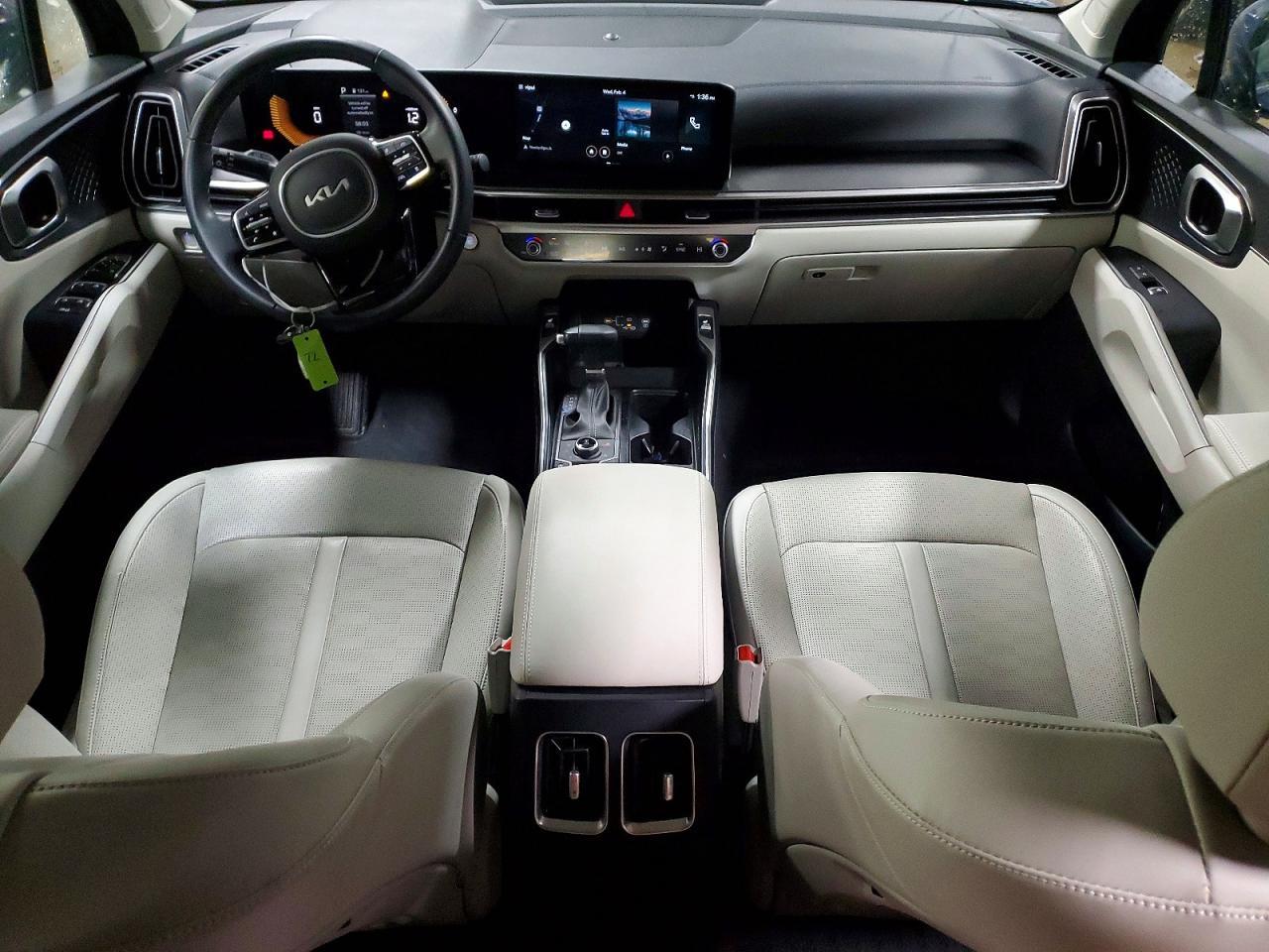 2024 KIA Sorento s