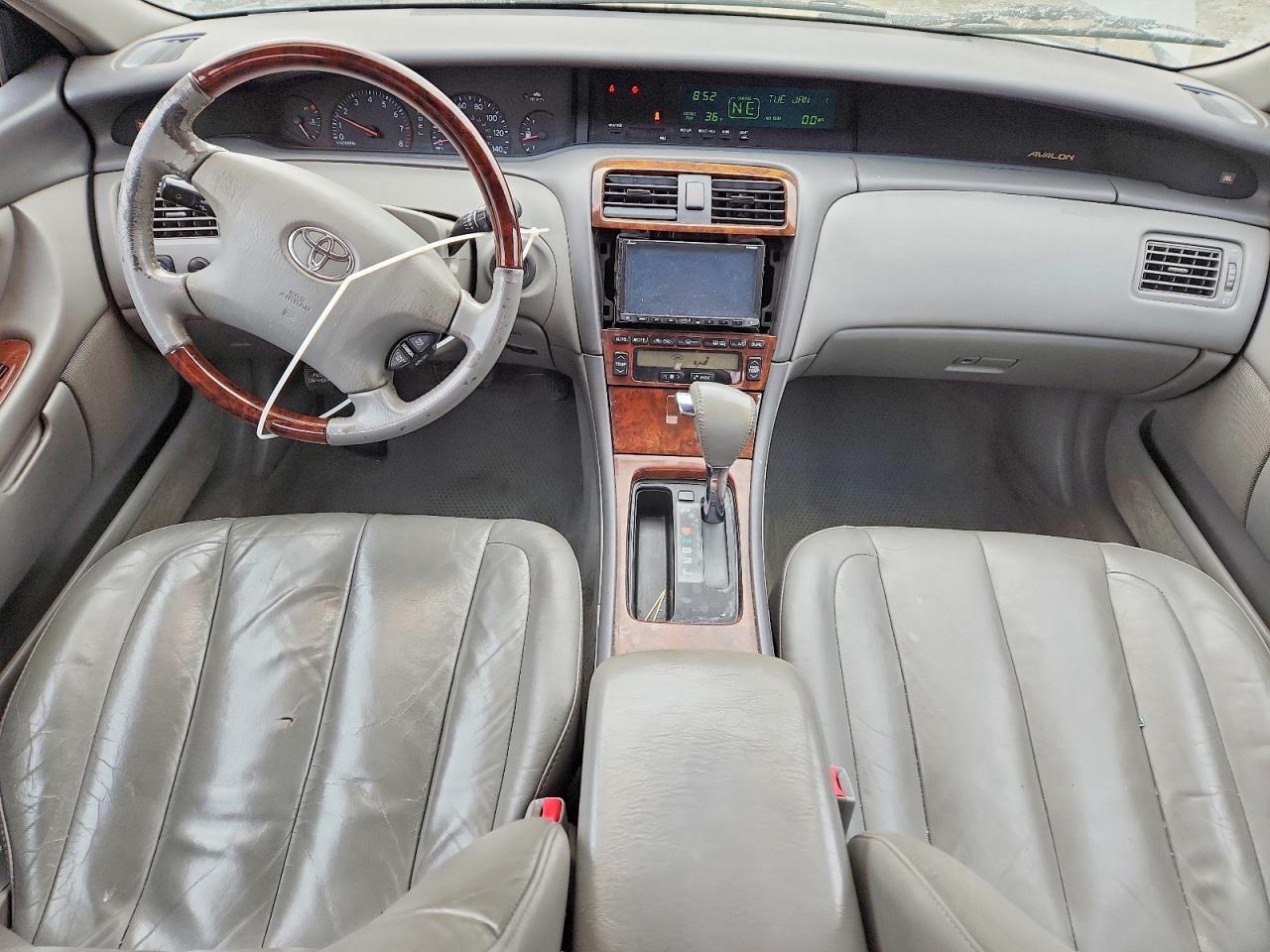2004 Toyota Avalon xl
