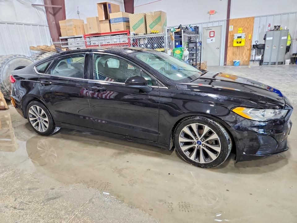 2019 Ford Fusion se