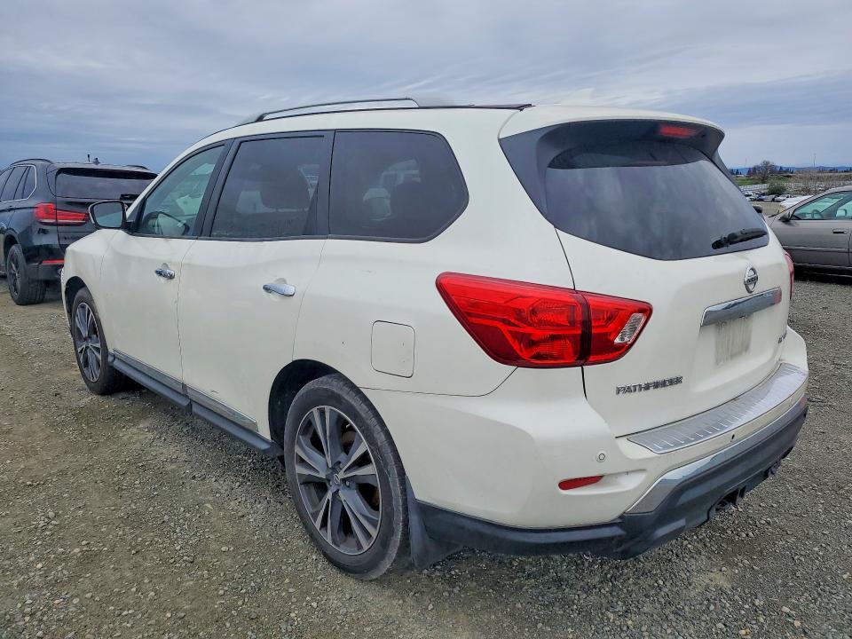 2019 Nissan Pathfinder Platinum