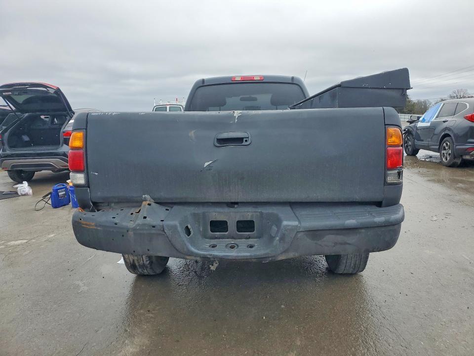2004 Toyota Tundra Base