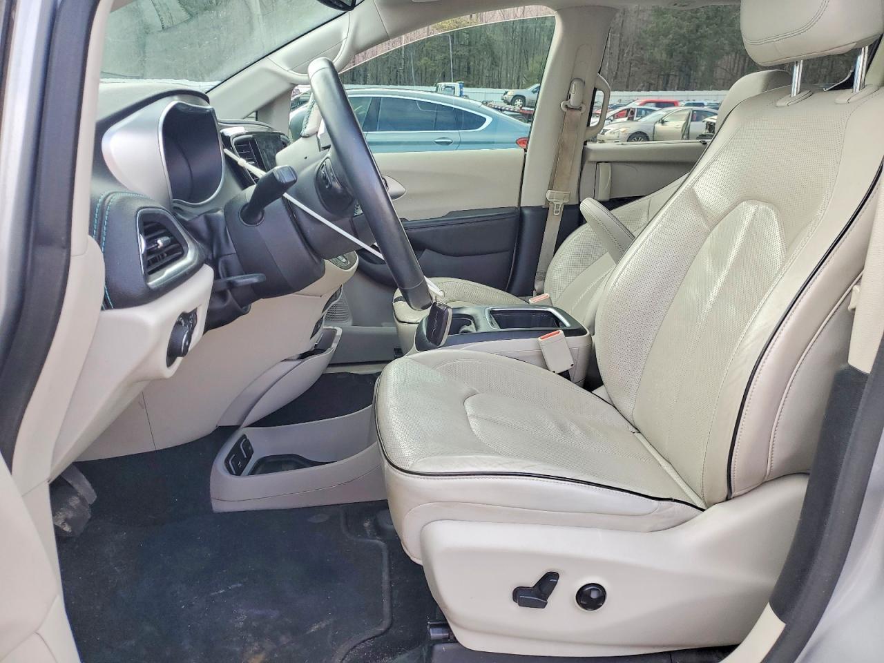2018 Chrysler Pacifica Hybrid Limited