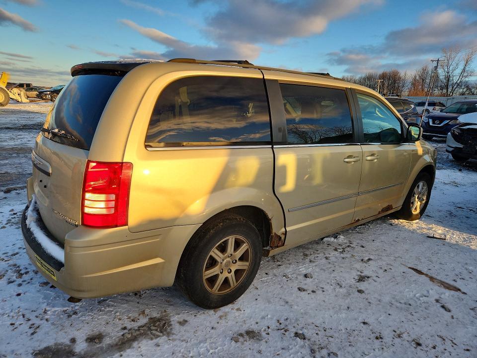 2010 Chrysler Town & Country Touring