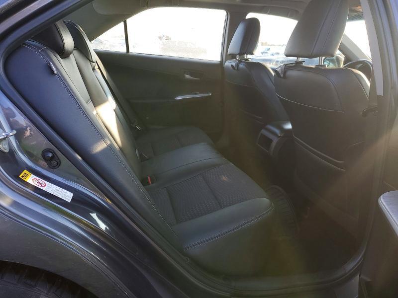 2013 Toyota Camry se