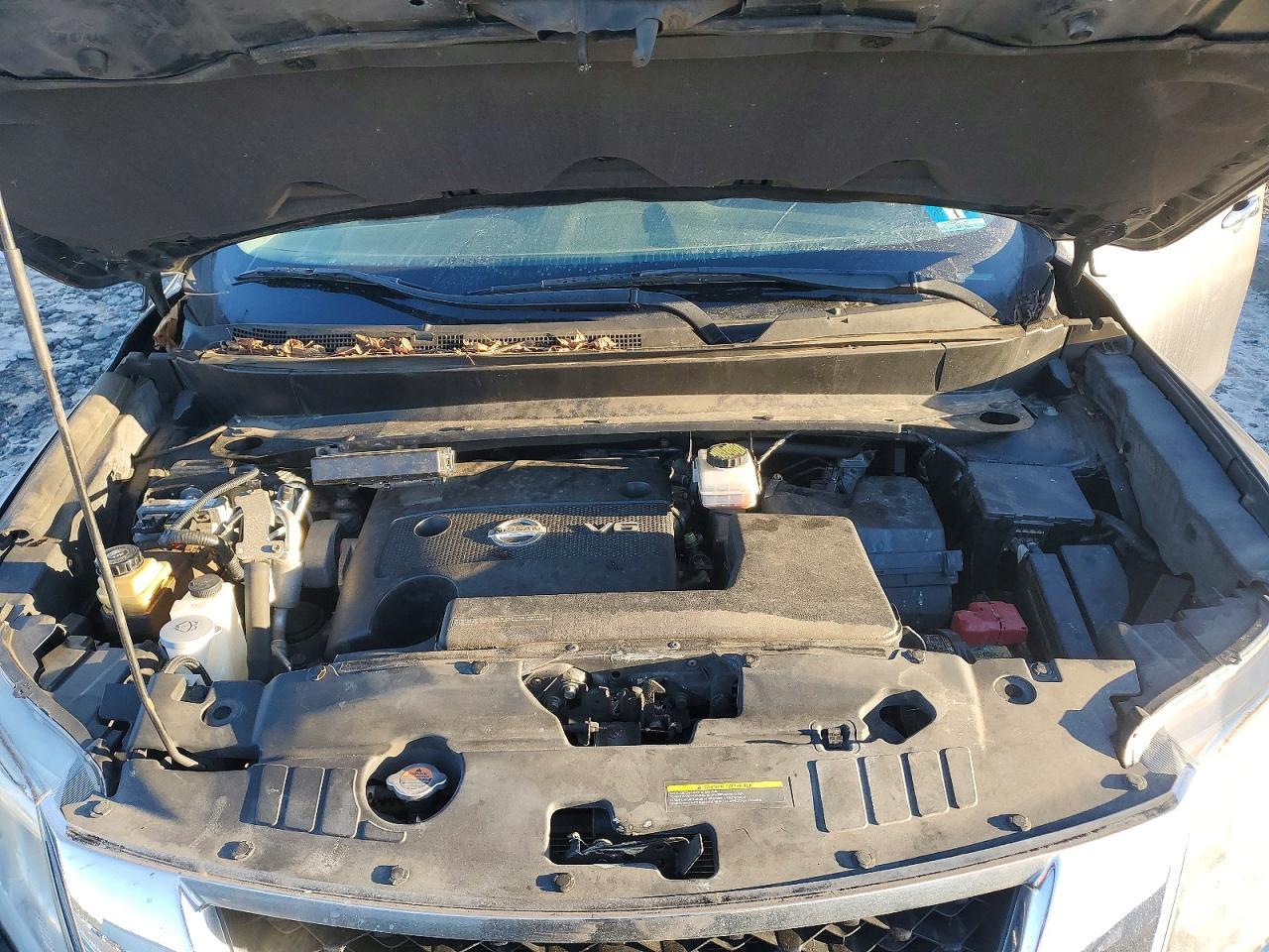 2016 Nissan Pathfinder s