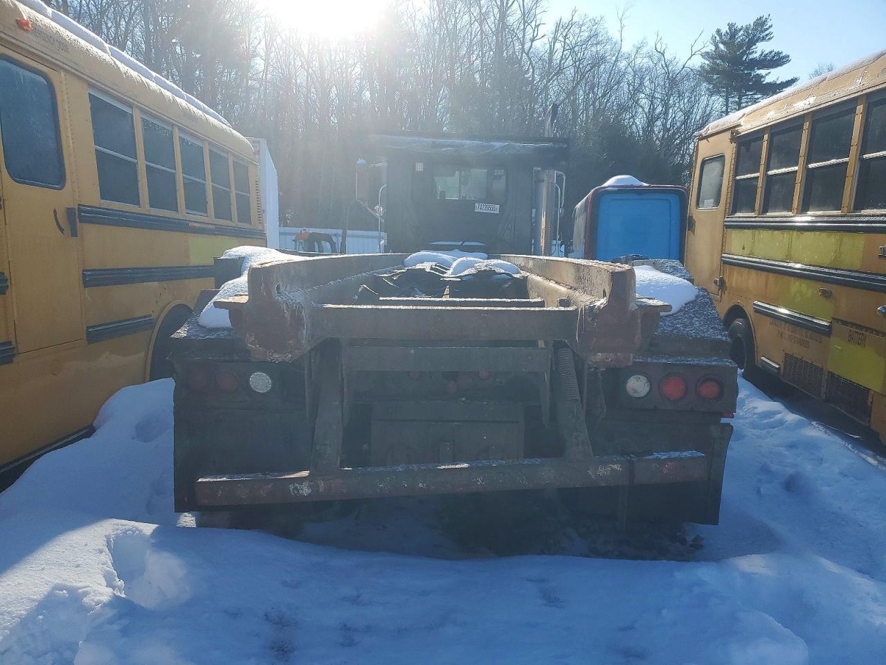 2006 Mack CT700 ROLL-OFF Container Truck