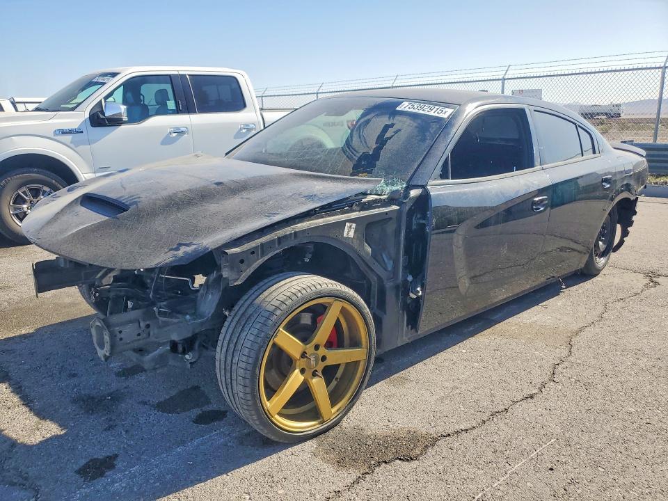 2018 Dodge Charger srt 392