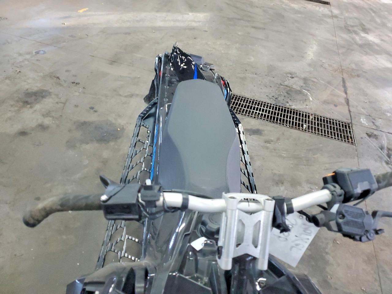 2024 Polaris Switchback XC 146