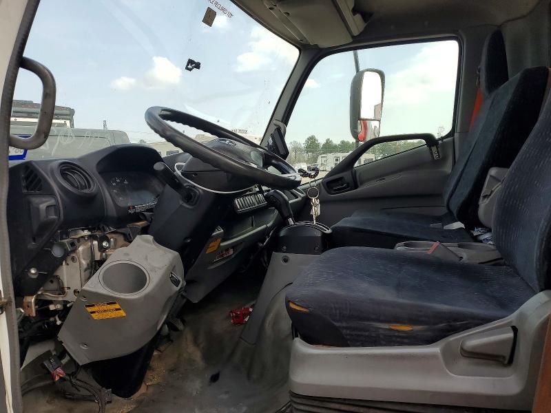 2018 Hino 195 BOX Truck