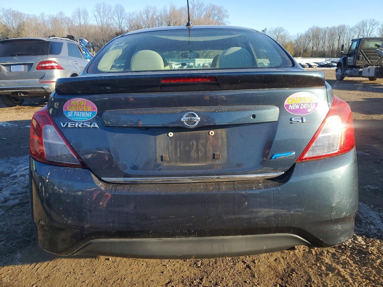 2015 Nissan Versa s