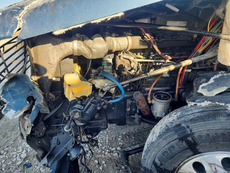 2007 Freigliner 2007 Freightliner CST120 Semi Truck