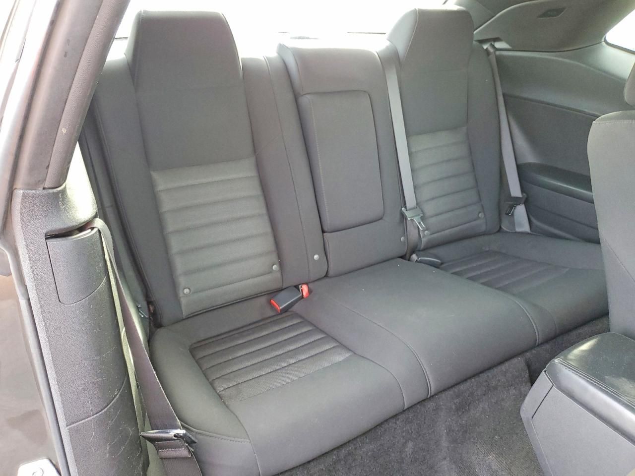 2010 Dodge Challenger se