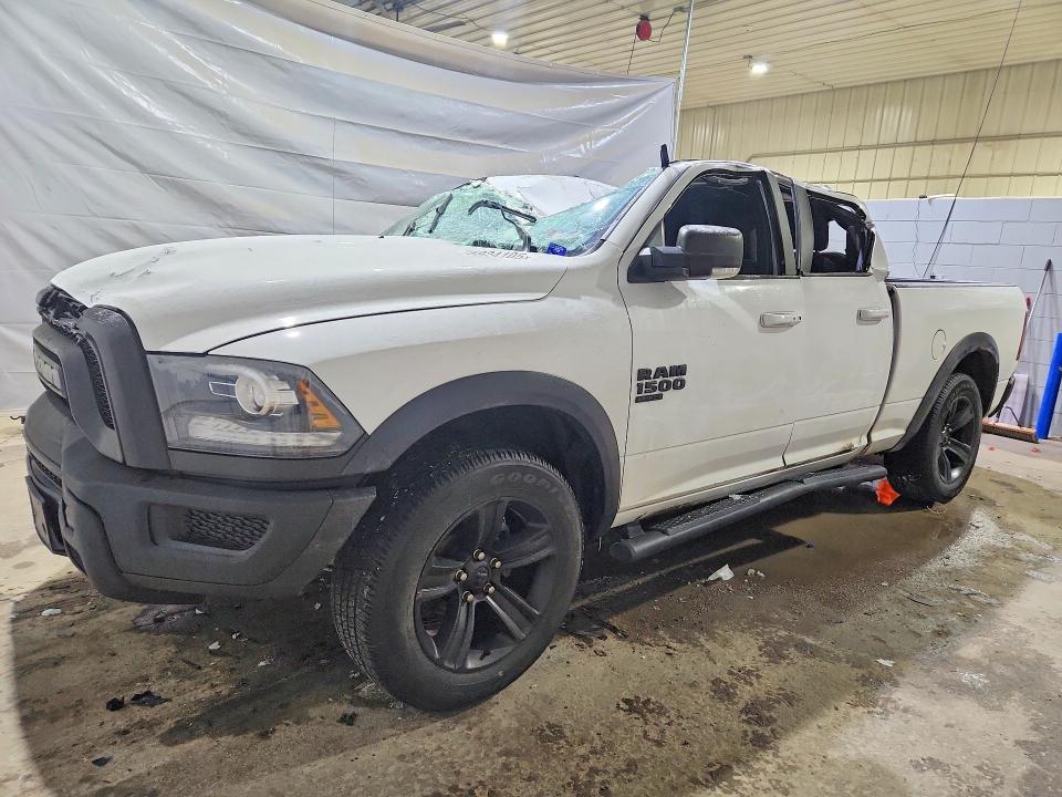 2022 Dodge Ram 1500 Classic slt