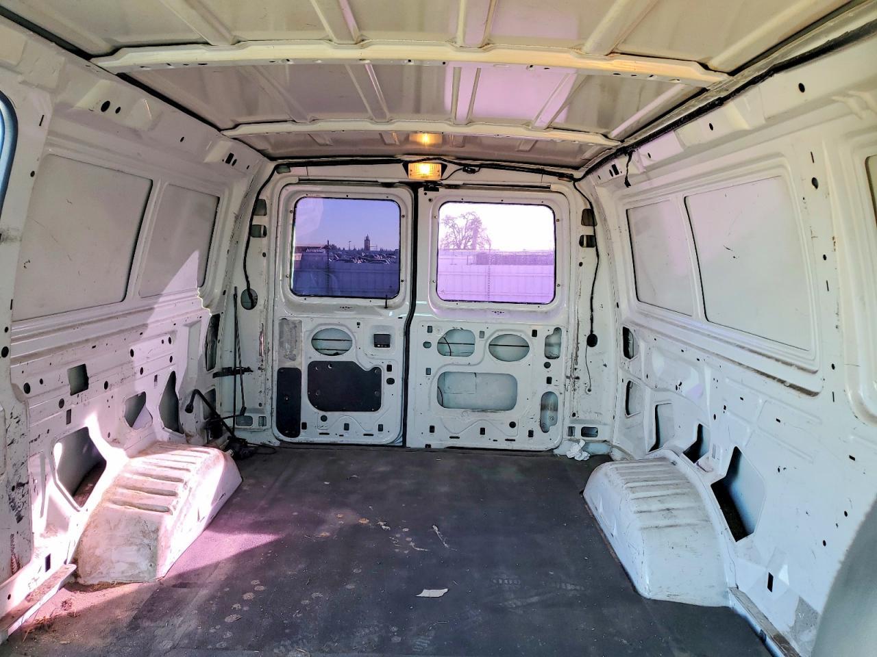 2003 Ford Econoline