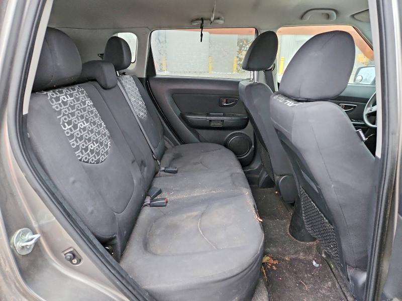2011 KIA Soul +