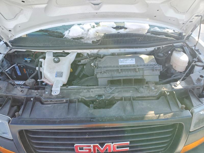 2024 GMC Savana Cutaway G3500