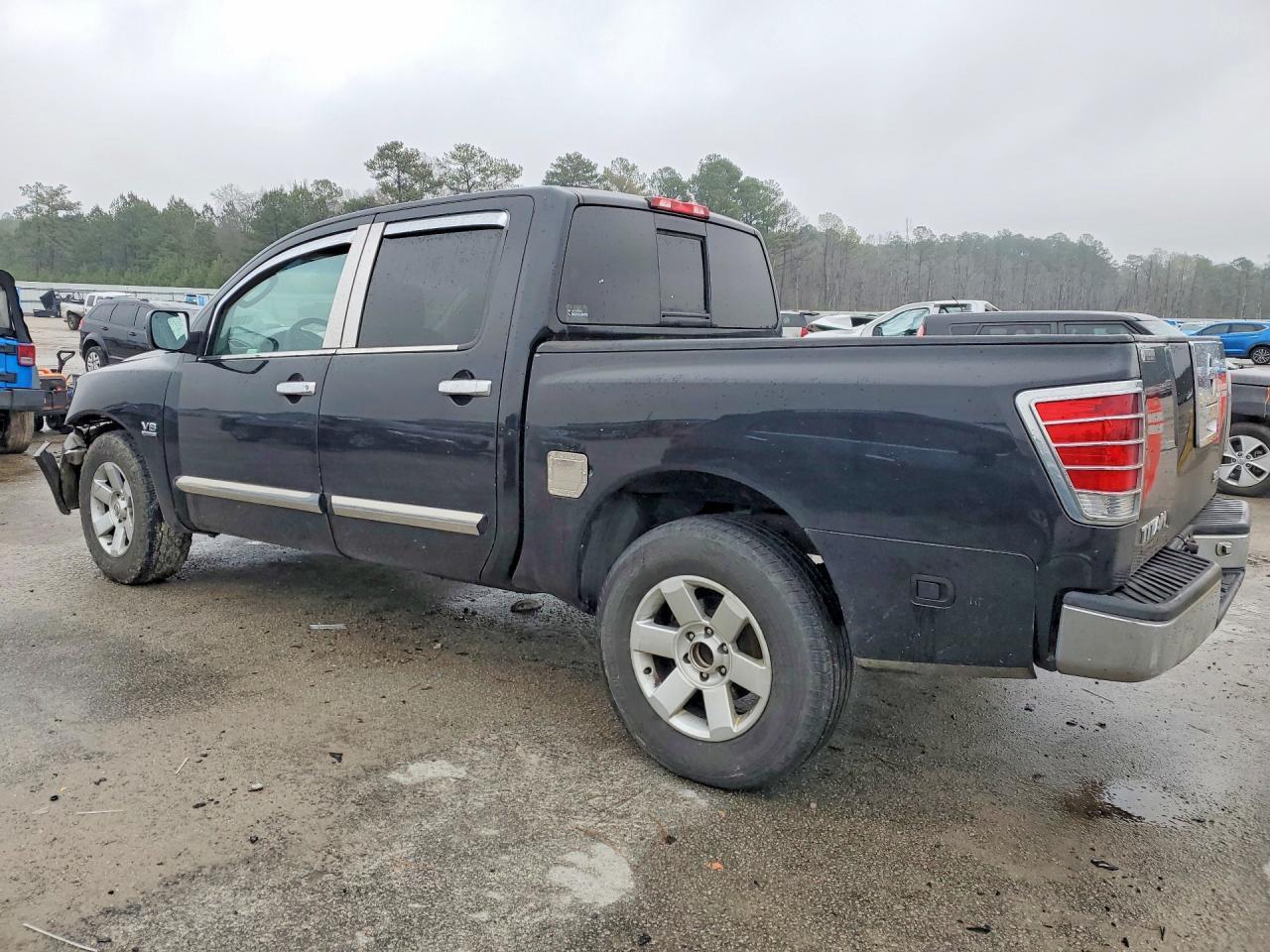 2004 Nissan Titan XE