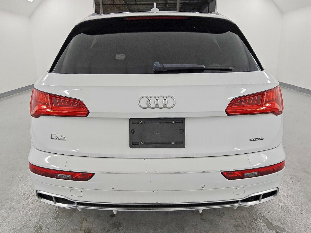 2020 Audi Q5 e Premium Plus