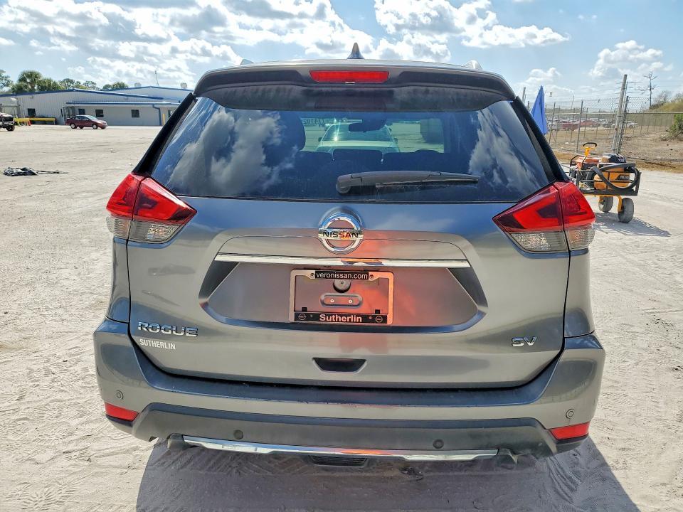 2019 Nissan Rogue sv