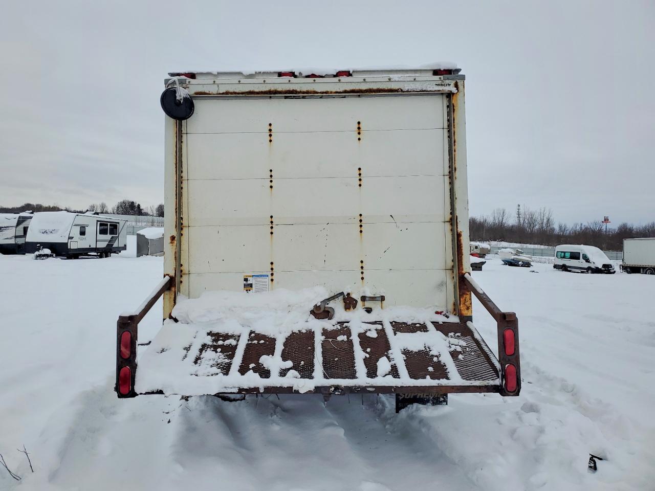 2012 Chevrolet Express BOX Truck