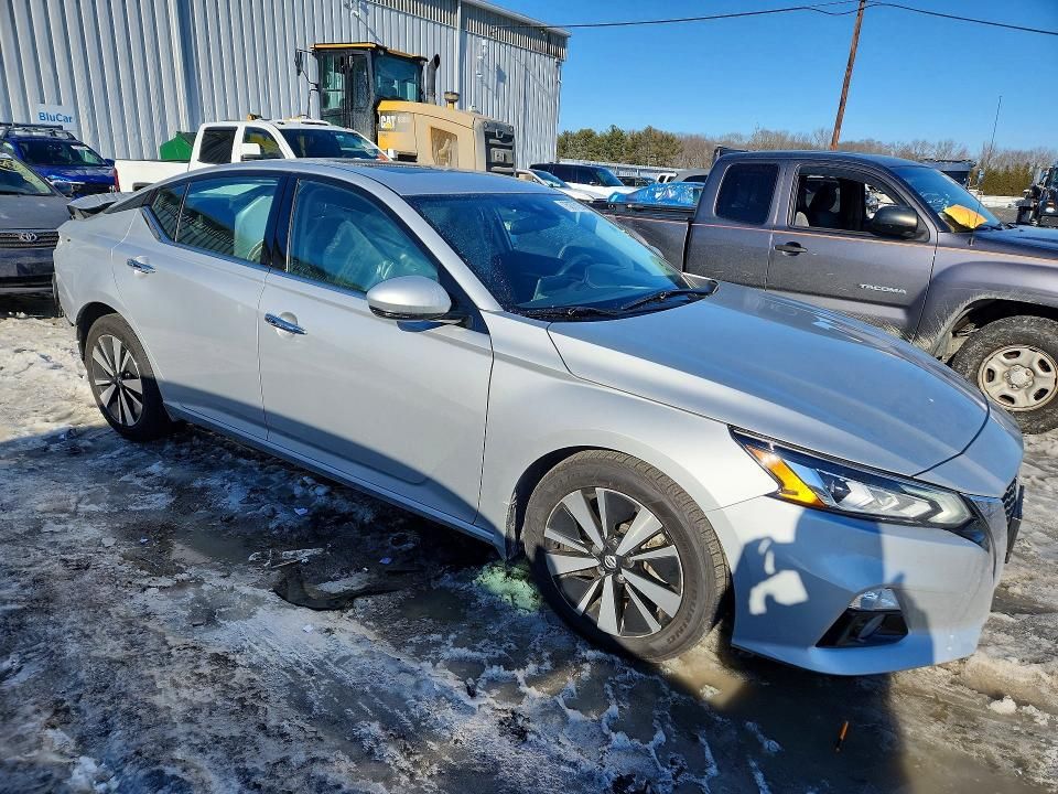 2021 Nissan Altima sl