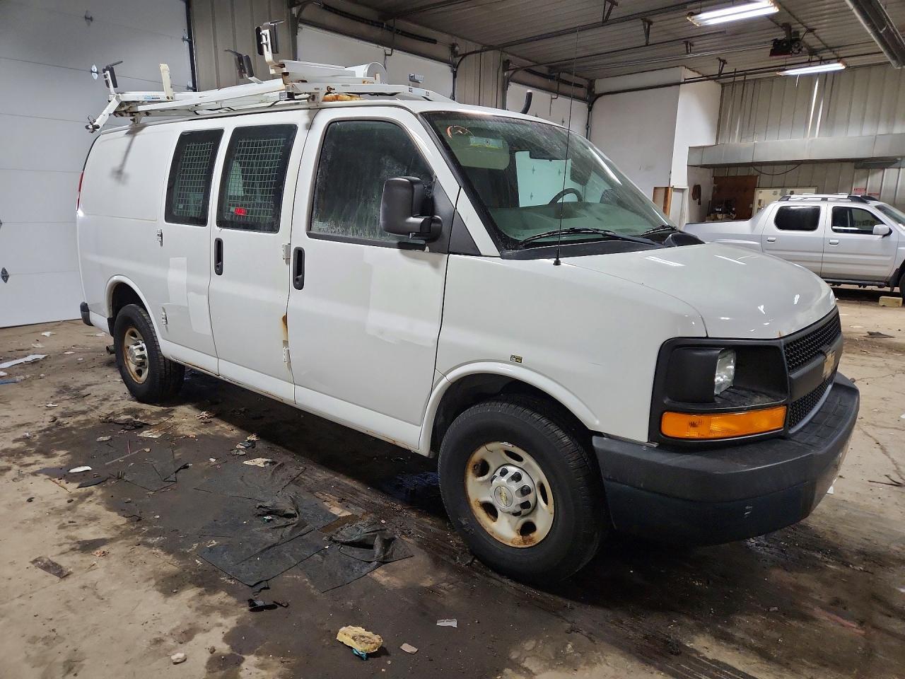 2013 Chevrolet Express G2500