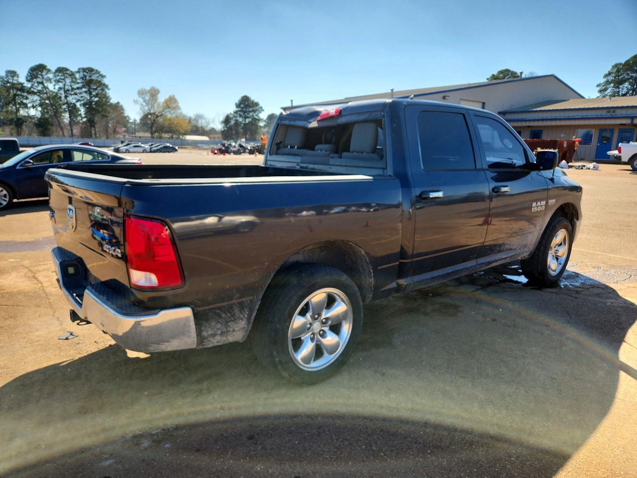 2015 Dodge RAM 1500 SLT