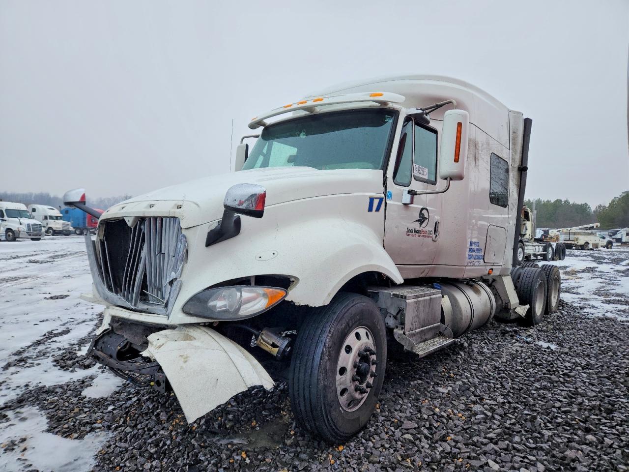 2016 International LF687 Semi Truck