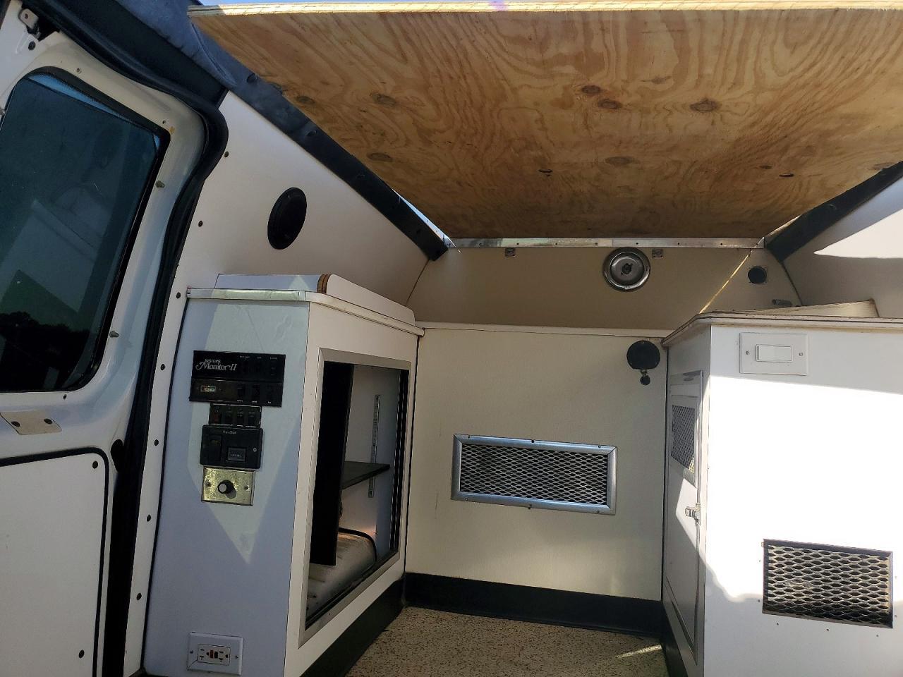 1998 Ford Econoline E350 Super Duty Van