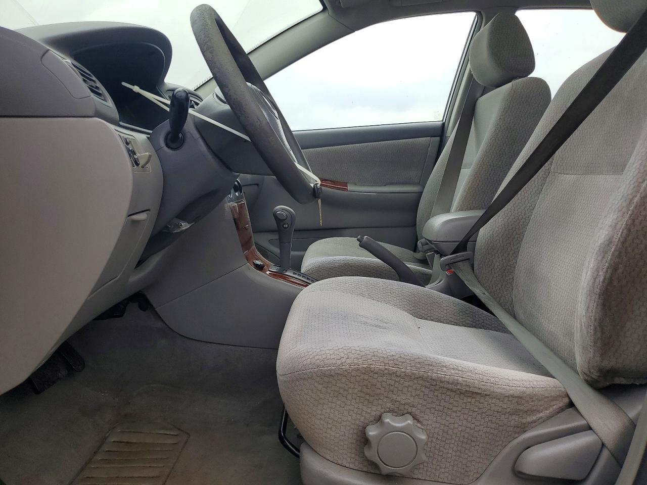 2003 Toyota Corolla ce