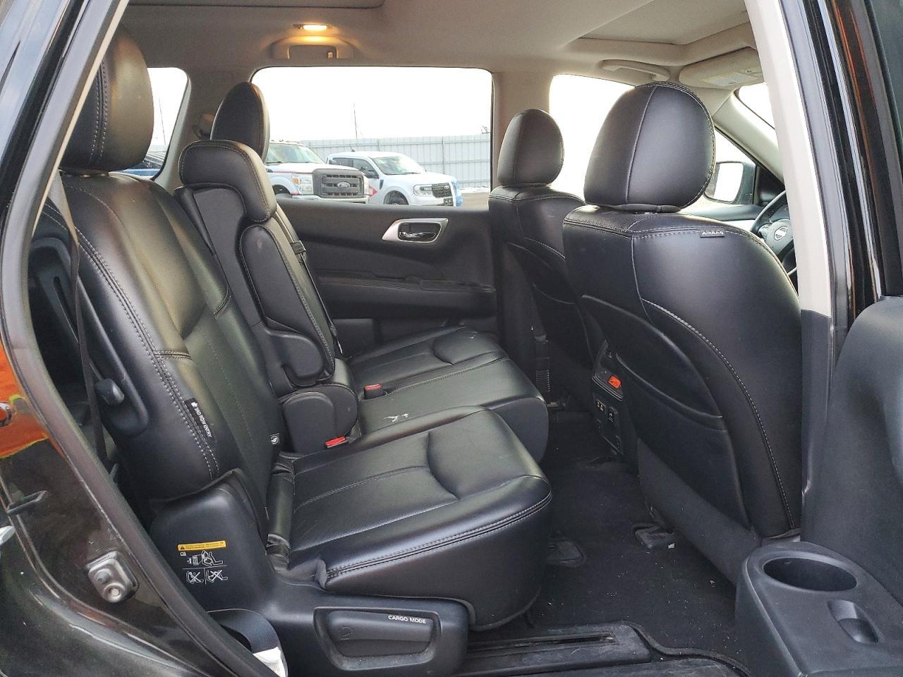 2020 Nissan Pathfinder Platinum