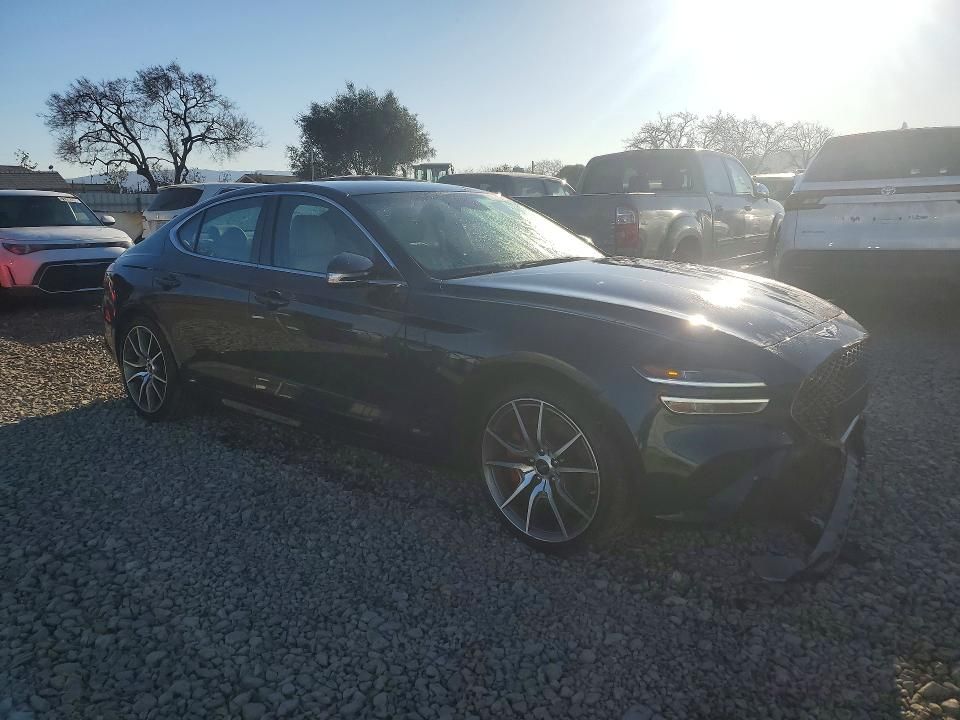 2025 Genesis G70 Base