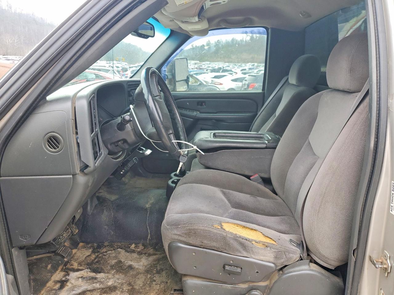 2005 GMC New Sierra K3500