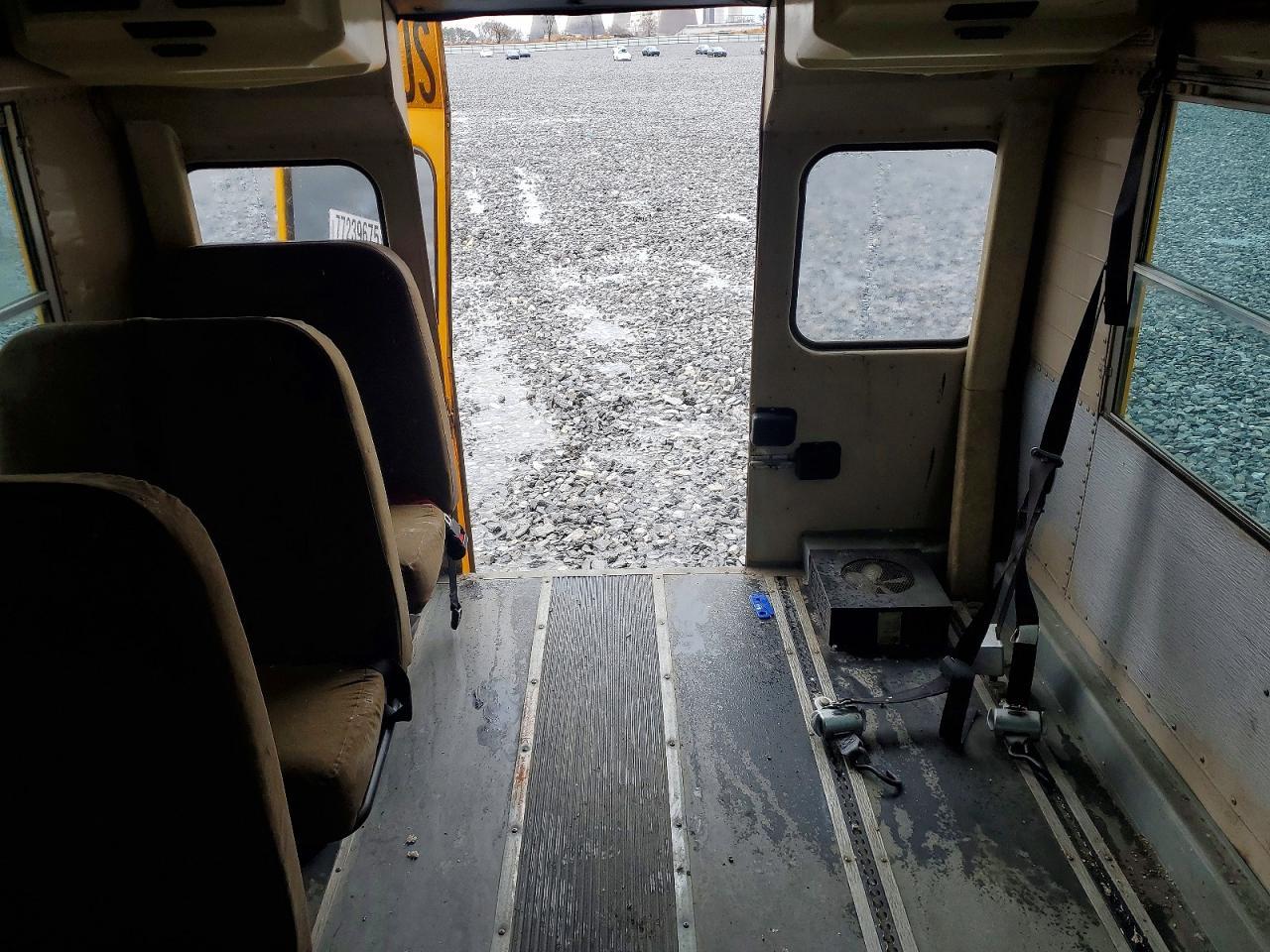 1998 International 3000 3800-School Bus