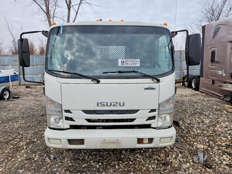 2017 Isuzu NRR Flatbed Truck