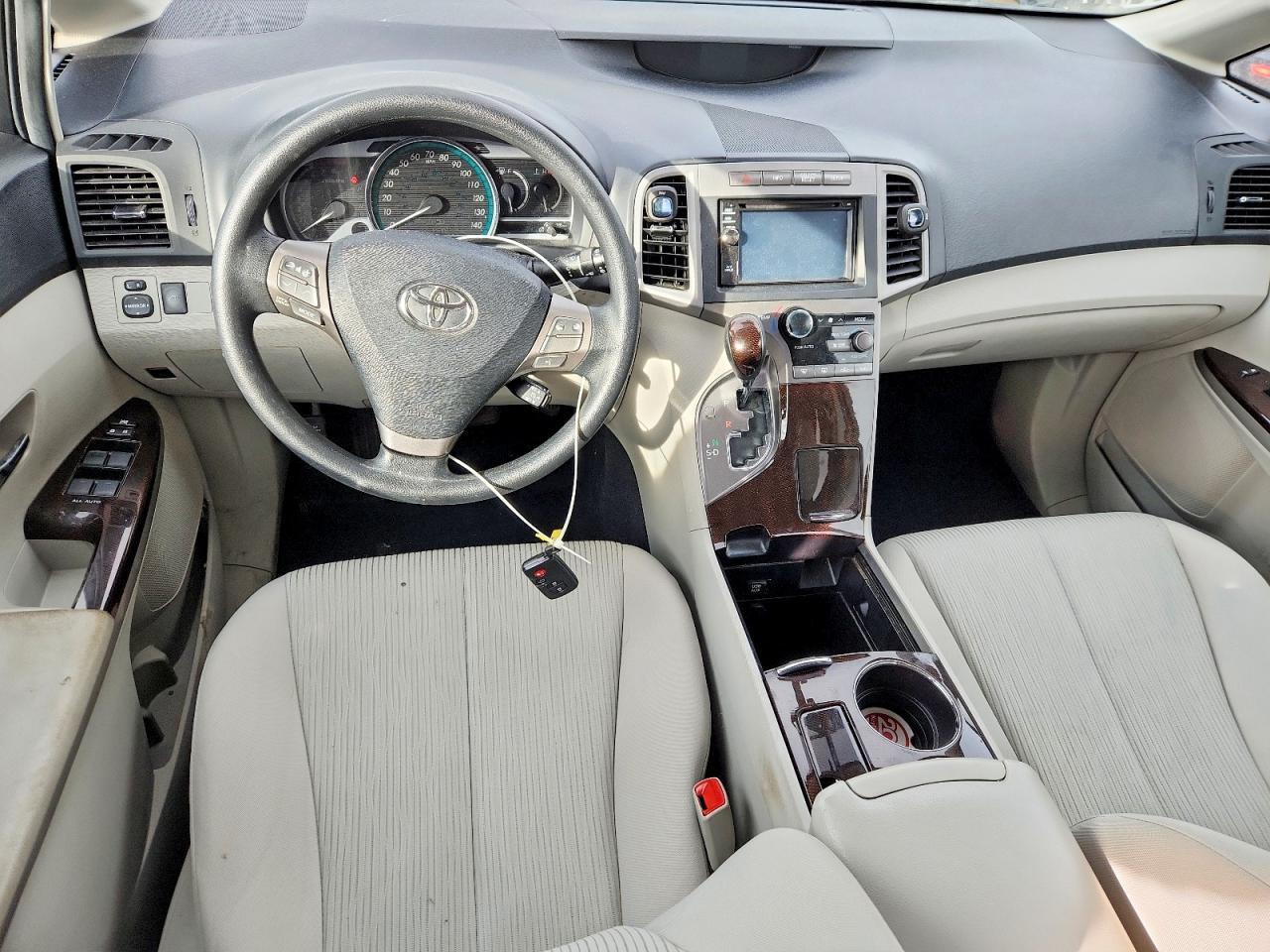 2011 Toyota Venza awd V6