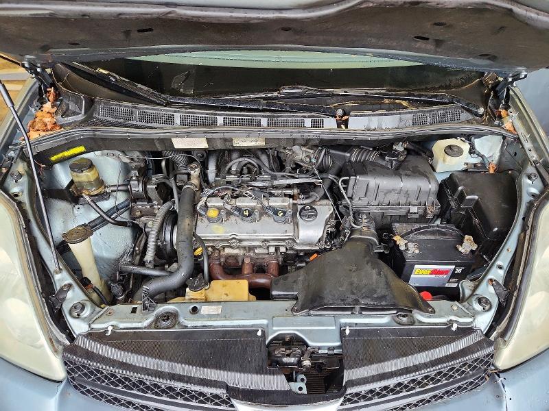 2005 Toyota Sienna le 7 Passenger