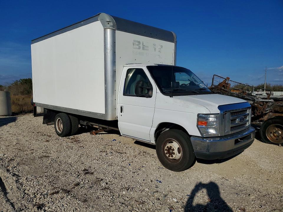 2019 Ford E350 BOX Truck