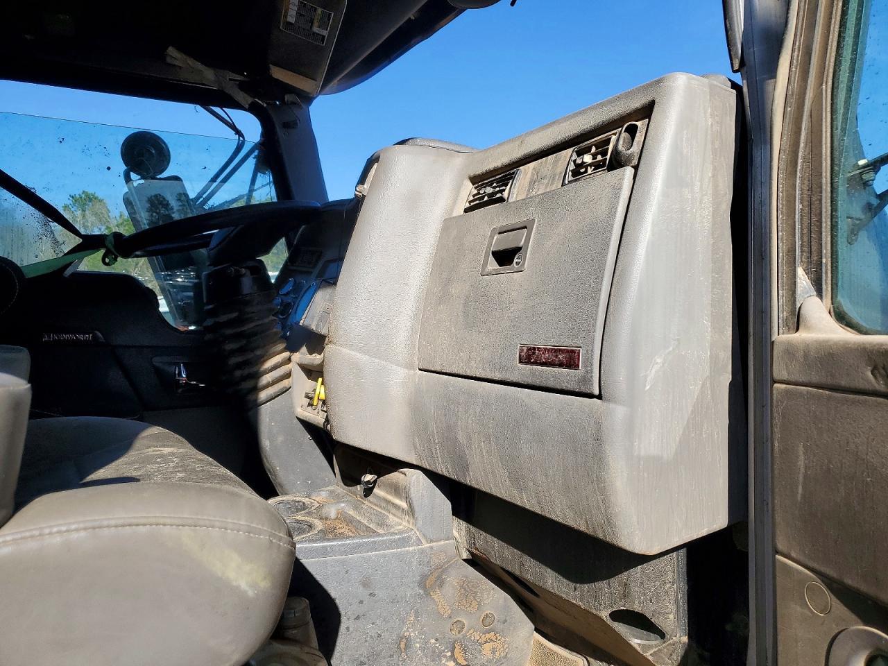 2020 Kenw Orth T370 Dump Truck