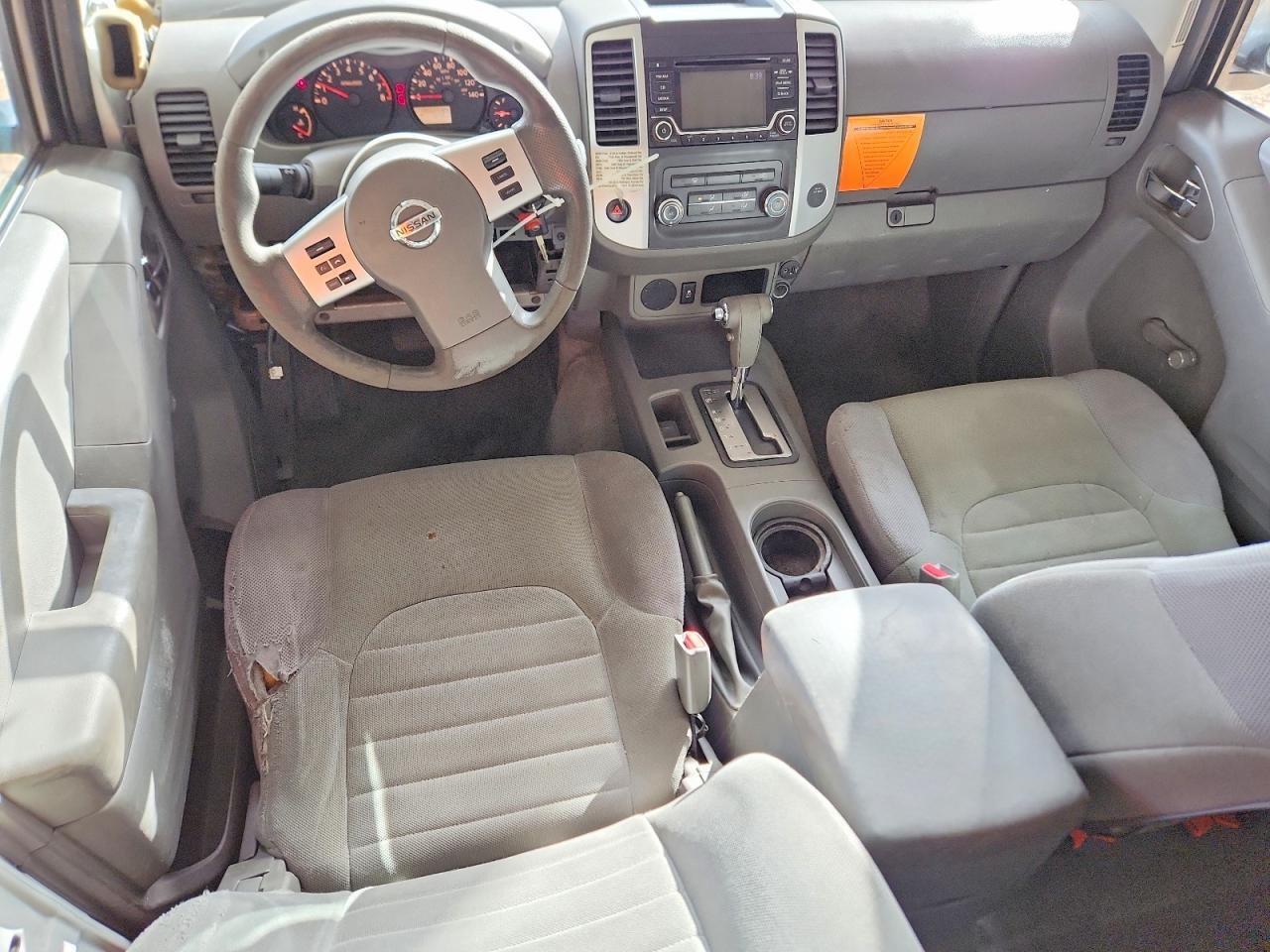 2017 Nissan Frontier s