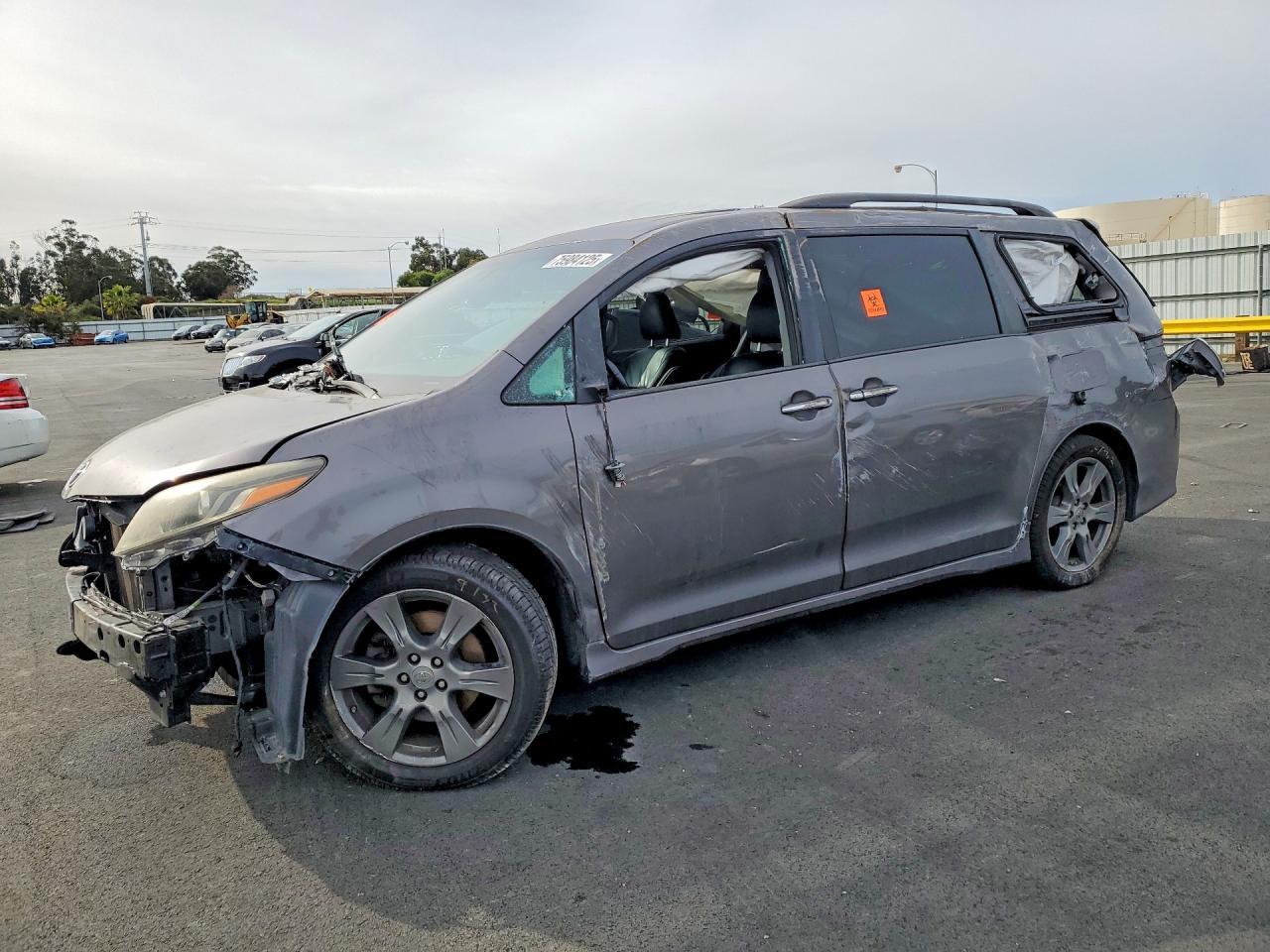 2017 Toyota Sienna se
