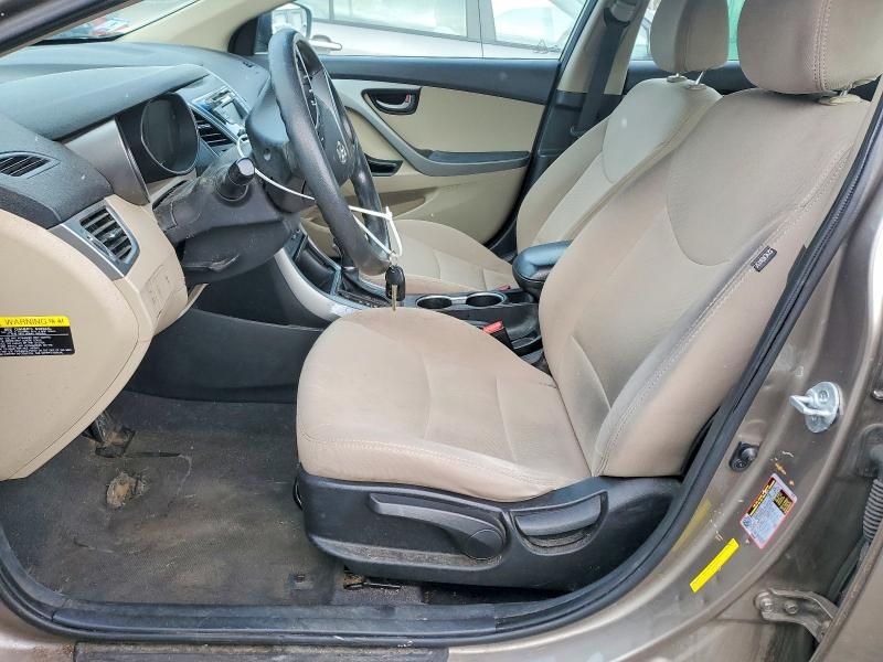 2014 Hyundai Elantra se